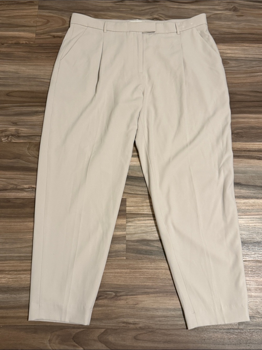 Abercrombie & Fitch Ankle Grazing Tapered Tailored Pants Sz. 16 Beige Modern